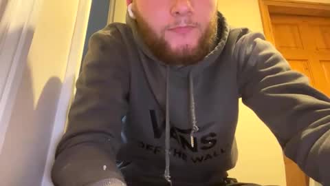 Snapshot of guyzill256 chatting on December 2025 03:19:02 PM Workmans cam online show from December 2025 03:19:02 PM