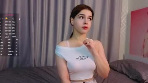 Lisa online show from October 2025 01:13:01 AM