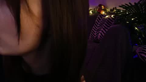 gwenhilton online show from February 2025 08:58:01 AM