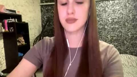Gwen online show from October 2025 09:02:02 PM