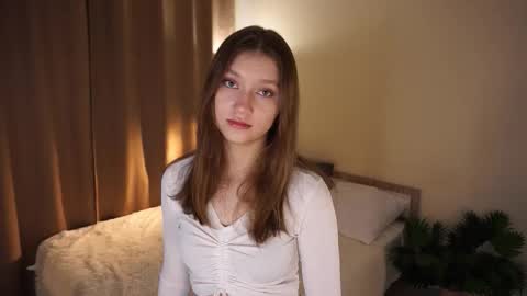 Molly online show from March 2026 05:57:01 AM