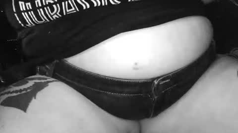 Snapshot of gxddess_fe chatting on September 2025 11:26:01 PM Goddess Fe online show from September 2025 11:26:01 PM