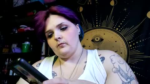 Snapshot of gxddess_fe chatting on May 2026 09:53:02 PM Goddess Fe online show from May 2026 09:53:02 PM