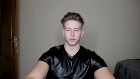 Oliver online show from December 2024 06:58:02 PM