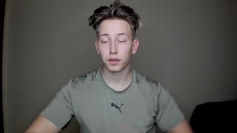 Oliver online show from January 2025 07:59:02 PM