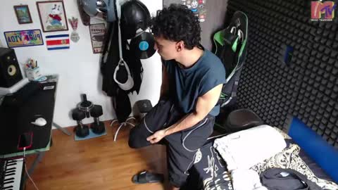 Snapshot of gymbro42 chatting on May 2026 04:06:02 PM Gymbro42 online show from May 2026 04:06:02 PM