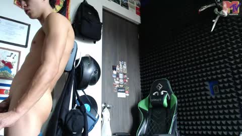 Snapshot of gymbro42 chatting on May 2026 05:08:01 PM Gymbro42 online show from May 2026 05:08:01 PM