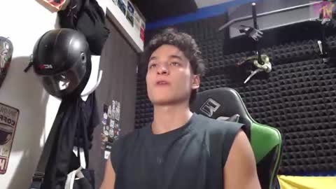 Gymbro42 online show from July 2026 11:22:01 PM