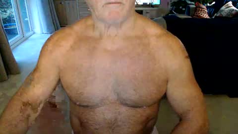 Snapshot of gymguyuk28 chatting on December 2024 03:49:02 PM Gymguy online show from December 2024 03:49:02 PM