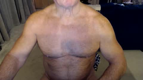 Snapshot of gymguyuk28 chatting on November 2025 10:10:01 PM Gymguy online show from November 2025 10:10:01 PM
