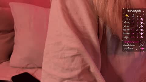 Snapshot of h2h0e chatting on December 2024 07:34:01 PM Lana online show from December 2024 07:34:01 PM