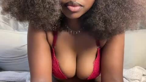 Snapshot of h_o_t_goddess chatting on June 2026 05:05:01 AM h_o_t_goddess online show from June 2026 05:05:01 AM