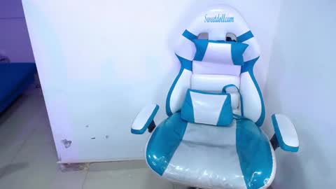 Snapshot of haddacrazy chatting on December 2024 02:52:01 AM HaddaCrazy online show from December 2024 02:52:01 AM