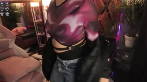 Haely online show from January 2025 11:14:01 AM