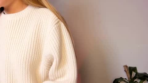 Snapshot of hailey_firee chatting on September 2025 02:35:01 AM Hailey online show from September 2025 02:35:01 AM