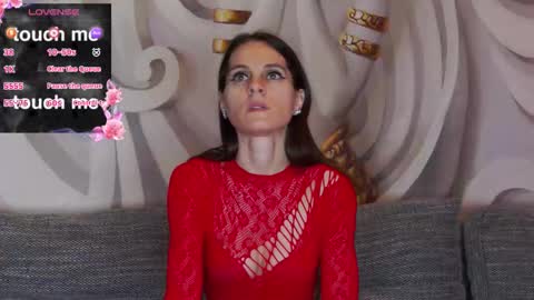 HaileyPeach online show from February 2026 06:00:02 PM