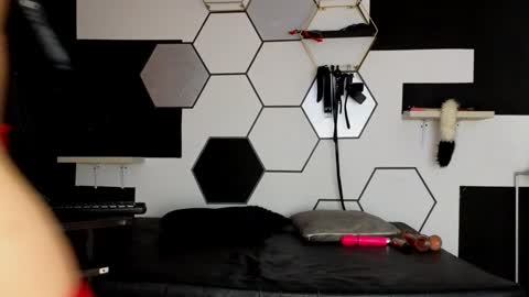 haileycat_ online show from February 2025 04:15:01 AM