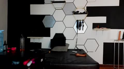 haileycat_ online show from February 2025 02:50:02 AM