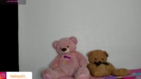 Hailey online show from April 2026 10:54:02 PM