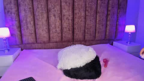 Haileymiler online show from December 2024 07:17:02 AM