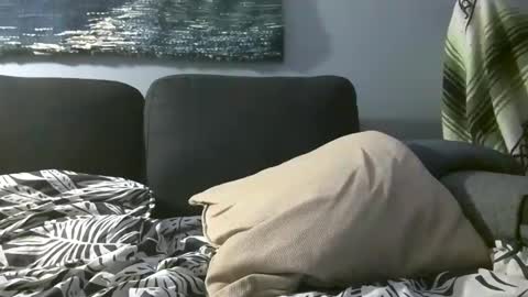 Snapshot of hairiestbear chatting on December 2024 07:51:02 AM Hairiest Bear online show from December 2024 07:51:02 AM