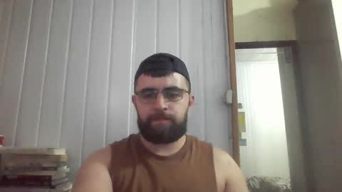 Snapshot of hairy_man_69_ chatting on January 2025 05:48:01 AM horny online show from January 2025 05:48:01 AM