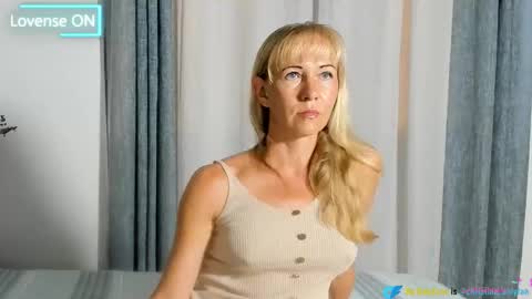 Christine -  online show from October 2025 01:12:01 PM