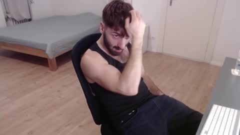 hairy_superman online show from October 2025 06:29:01 PM