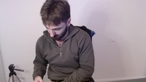 Snapshot of hairy_superman chatting on February 2026 01:18:02 AM hairy_superman online show from February 2026 01:18:02 AM