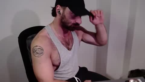 Snapshot of hairy_superman chatting on July 2026 04:19:01 AM hairy_superman online show from July 2026 04:19:01 AM