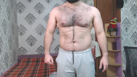Snapshot of hairy_tyler666 chatting on February 2025 05:46:01 PM Hairy Tyler online show from February 2025 05:46:01 PM