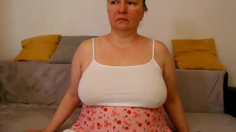 Snapshot of hairy_vi chatting on June 2026 05:27:01 AM hairy vicky online show from June 2026 05:27:01 AM