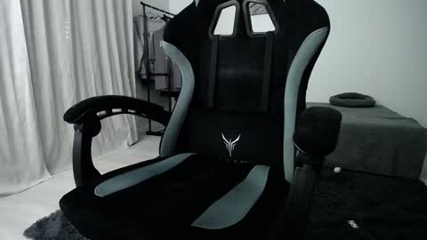 Adam online show from January 2025 10:24:02 PM