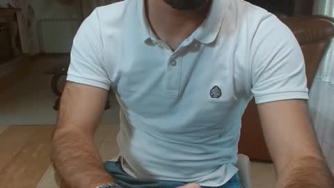 Snapshot of hairydaduncut chatting on April 2026 01:05:02 PM hairydaduncut online show from April 2026 01:05:02 PM
