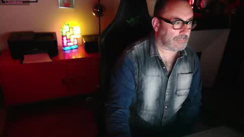 hairyfred73 online show from March 2025 06:05:02 AM