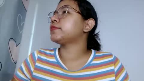 Snapshot of hairygirl83 chatting on June 2026 04:20:02 PM hairygirl83 online show from June 2026 04:20:02 PM