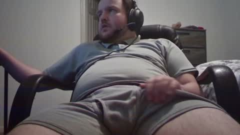 Snapshot of hairymikey chatting on June 2026 04:12:01 AM hairymikey online show from June 2026 04:12:01 AM