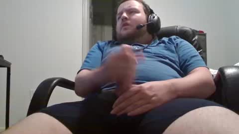 Snapshot of hairymikey chatting on June 2026 04:19:02 AM hairymikey online show from June 2026 04:19:02 AM