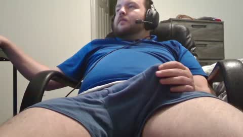 Snapshot of hairymikey chatting on July 2026 03:34:01 AM hairymikey online show from July 2026 03:34:01 AM
