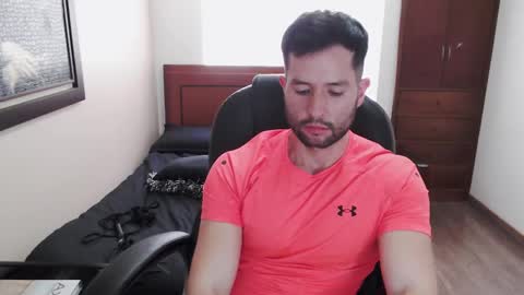 hairyncuteass online show from February 2025 06:33:01 PM