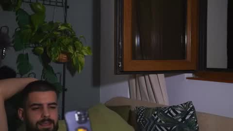 HairyRobXxX online show from September 2025 12:10:01 AM