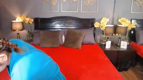 YOUR SIDECHIC HAILEY online show from January 2025 08:21:01 PM