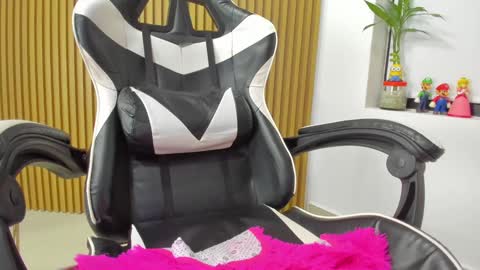 Anahis online show from December 2024 04:14:02 AM