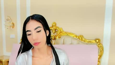 Hallie Stone online show from January 2026 01:05:02 PM