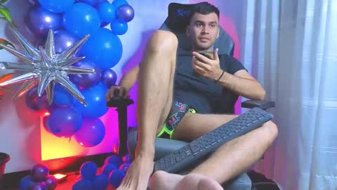 hamiltong12 online show from March 2026 11:46:01 PM