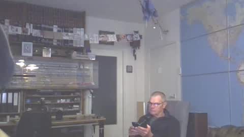 Snapshot of hamto65 chatting on February 2025 06:55:02 PM Prefer men 80 online show from February 2025 06:55:02 PM