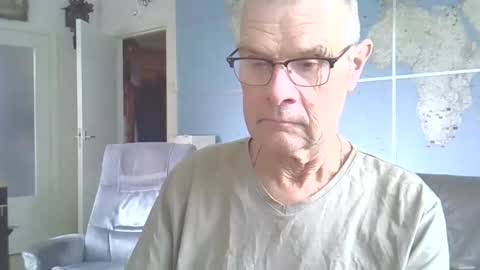 Snapshot of hamto65 chatting on September 2025 02:51:02 PM Prefer men 80 online show from September 2025 02:51:02 PM