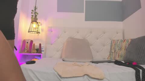 hanah_gray online show from January 2025 05:10:01 PM