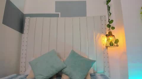 hanah_gray online show from October 2025 11:10:01 AM