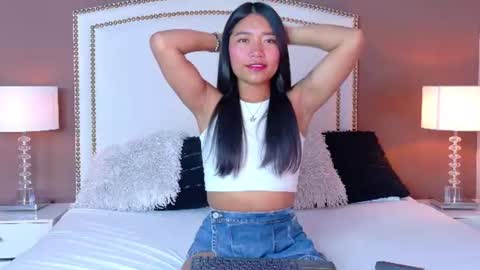 Snapshot of hanaluna chatting on June 2026 01:04:02 PM Hanna online show from June 2026 01:04:02 PM